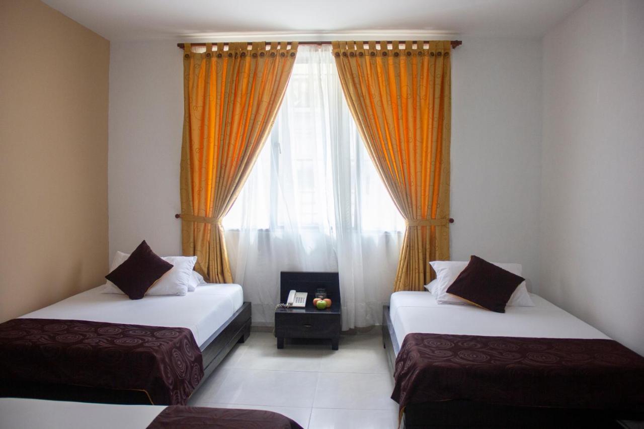 Hotel Plazuela San Ignacio Медельин Экстерьер фото
