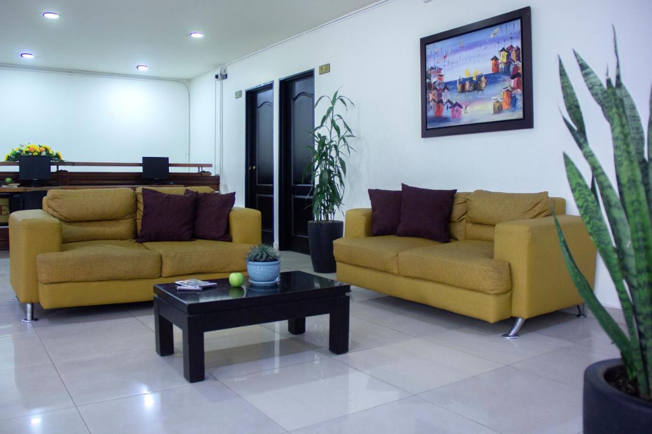 Hotel Plazuela San Ignacio Медельин Экстерьер фото