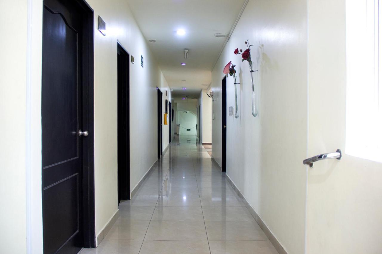 Hotel Plazuela San Ignacio Медельин Экстерьер фото