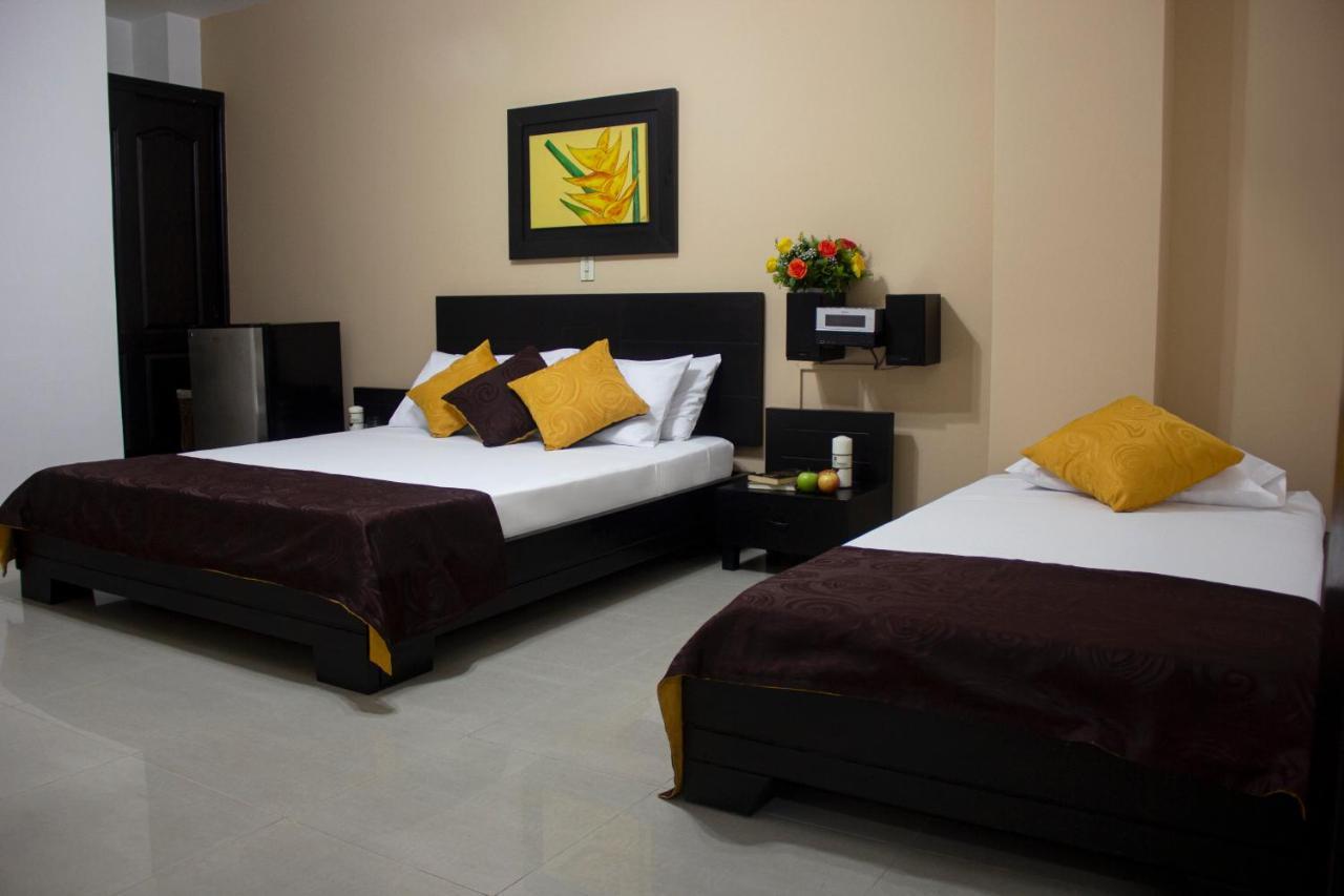 Hotel Plazuela San Ignacio Медельин Экстерьер фото