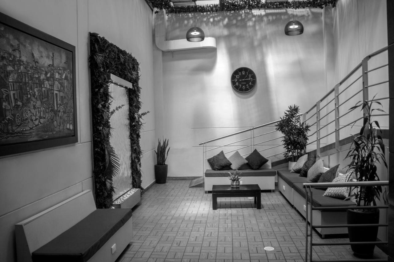 Hotel Plazuela San Ignacio Медельин Экстерьер фото